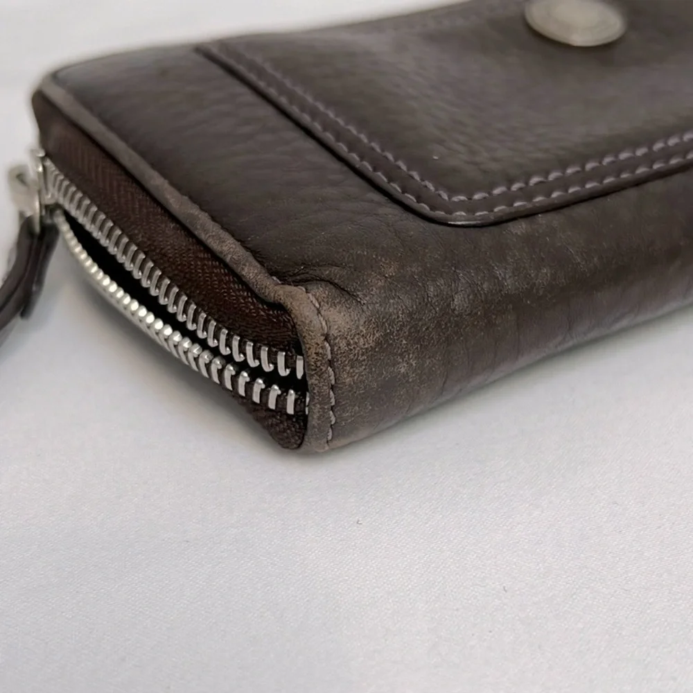 Coach Leather Accordion Wallet